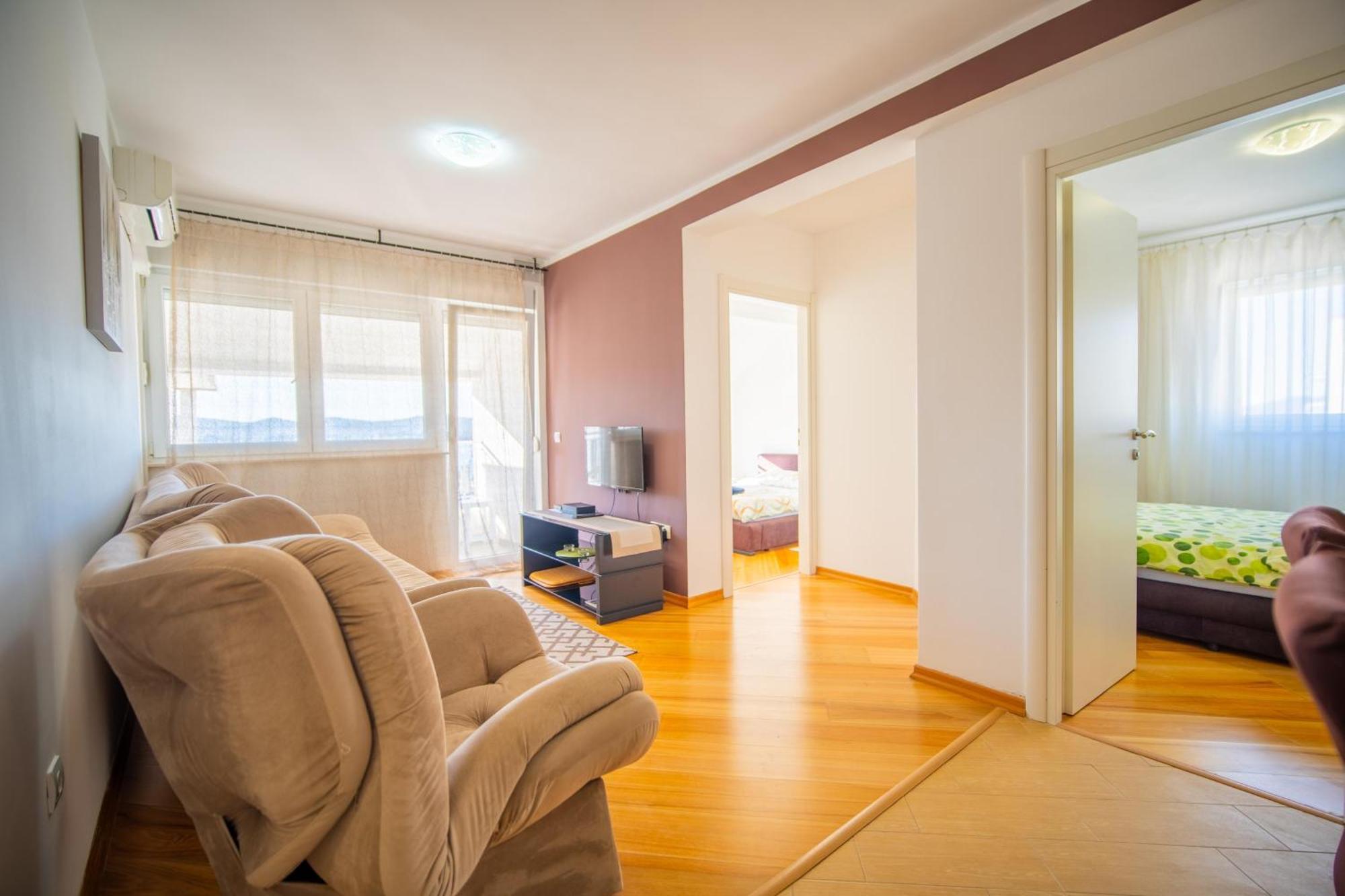 Apartman Centar Tivat Bagian luar foto